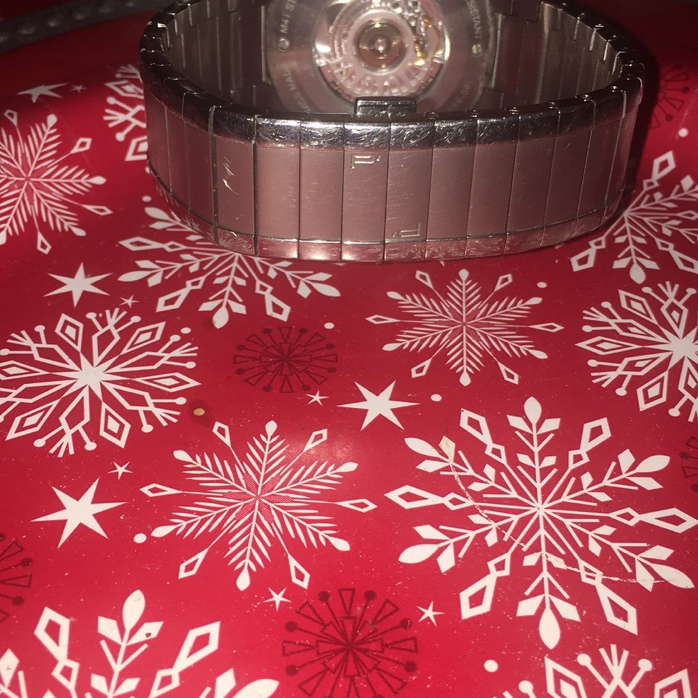 Watch - Picture 3 of 3